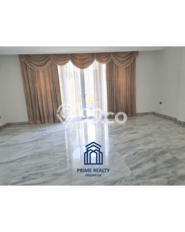 Ready to Use! Premium House LT 800m2 Desain Modern di Pondok Indah Ready to Use! Premium House LT 800m2 Desain Modern di Pondok Indah