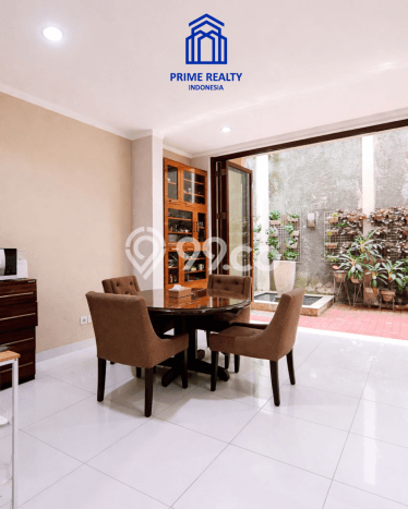 Rumah Luxury Modern Siap Huni di Bintaro Tangerang Selatan Rumah Luxury Modern Siap Huni di Bintaro Tangerang Selatan