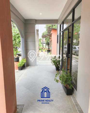 Ruko Dijual di Prime Area Jakarta Selatan Luas 250m2 Ruko Dijual di Prime Area Jakarta Selatan Luas 250m2
