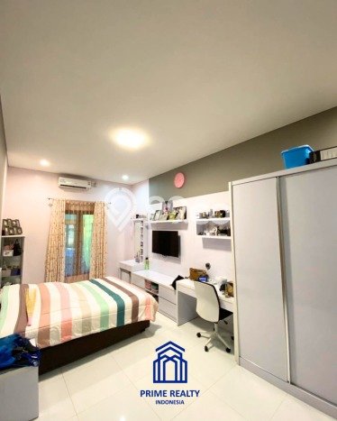 Rumah Strategis Minimalis Lb 310m2 di Pondok Aren, Tangerang Selatan Rumah Strategis Minimalis Lb 310m2 di Pondok Aren, Tangerang Selatan
