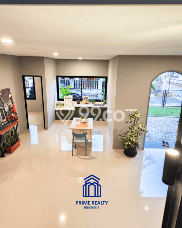 Hunian Mewah Dijual LT 195m2 di BSD, Tangerang Selatan Hunian Mewah Dijual LT 195m2 di BSD, Tangerang Selatan