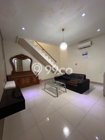 Jual Rumah Luas Megah Dengan View Eksklusif di Cengkareng Barat, Jakarta Barat Jual Rumah Luas Megah Dengan View Eksklusif di Cengkareng Barat, Jakarta Barat