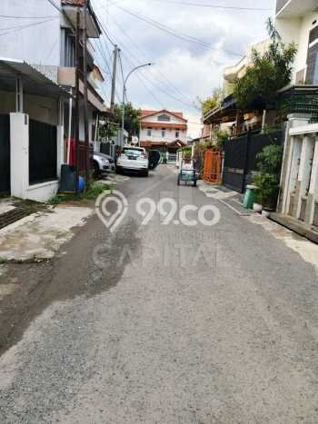 For Sale Rumah 3 Kamar Lokasi Strategis Nyaman dan Strategis di Antapani For Sale Rumah 3 Kamar Lokasi Strategis Nyaman dan Strategis di Antapani