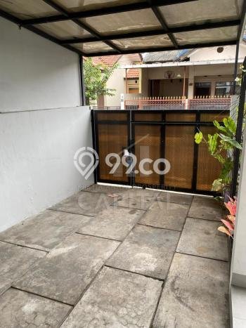 Rumah Minimalis 4 KT LT 153m2 di Taman Kopo Indah Rumah Minimalis 4 KT LT 153m2 di Taman Kopo Indah