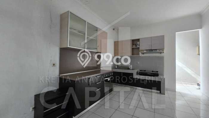 Rumah Luas Asri 4 KT Siap Pakai di Bandung Kota Bandung Rumah Luas Asri 4 KT Siap Pakai di Bandung Kota Bandung