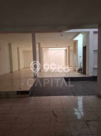 Komersial Disewa di Bandung dengan LB 600m2 Area Komersial Ramai Komersial Disewa di Bandung dengan LB 600m2 Area Komersial Ramai