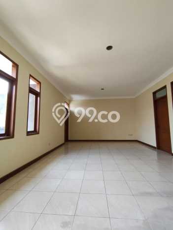 Lokasi strategis! Rumah siap huni disewakan di Batununggal LB 174m2 Lokasi strategis! Rumah siap huni disewakan di Batununggal LB 174m2