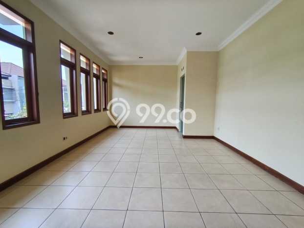 Lokasi strategis! Rumah siap huni disewakan di Batununggal LB 174m2 Lokasi strategis! Rumah siap huni disewakan di Batununggal LB 174m2