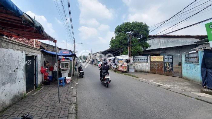 Gudang Dijual di Depok LT 1000m2 & LB 500m2 Lokasi Terbaik! Gudang Dijual di Depok LT 1000m2 & LB 500m2 Lokasi Terbaik!