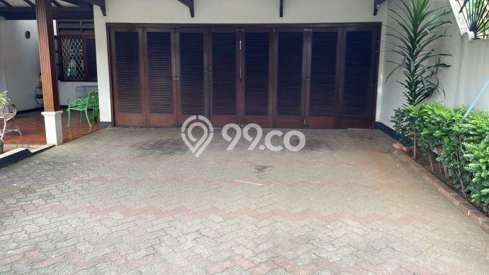 Ready to Use! Luxury House LT 625m2 Desain Modern di Pangkalan Jati Ready to Use! Luxury House LT 625m2 Desain Modern di Pangkalan Jati