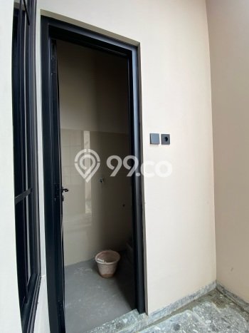 Rumah Modern Minimalis 4 Kamar Siap Huni di Jagakarsa Rumah Modern Minimalis 4 Kamar Siap Huni di Jagakarsa