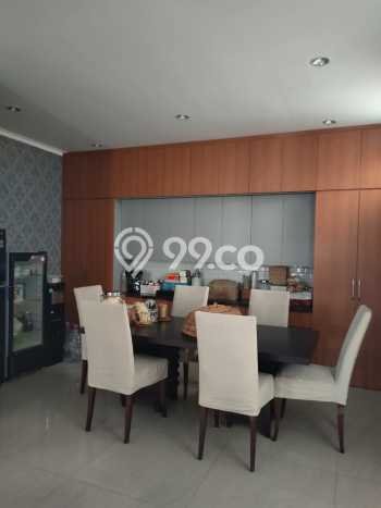 Dijual Rumah Luas Elegan Dengan View Cantik di Pangkalan Jati, Depok Dijual Rumah Luas Elegan Dengan View Cantik di Pangkalan Jati, Depok
