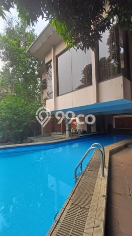 Ready to Use! Luxury House LT 1600m2 Desain Elegan di Pejaten Ready to Use! Luxury House LT 1600m2 Desain Elegan di Pejaten