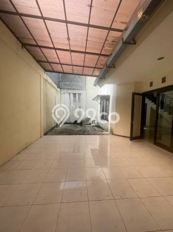 Rumah Disewakan Malang LT 216m2 LB 190m2 Area Villa Puncak Tidar Rumah Disewakan Malang LT 216m2 LB 190m2 Area Villa Puncak Tidar