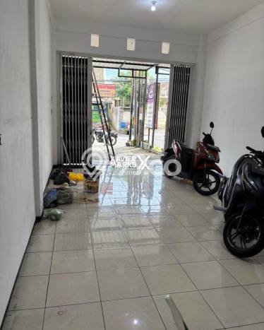 Ruko Disewa di Malang dengan LB 112m2 Area Komersial Ramai Ruko Disewa di Malang dengan LB 112m2 Area Komersial Ramai