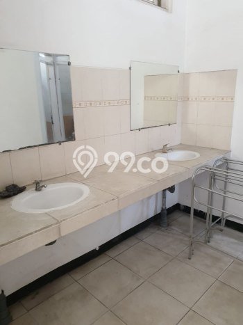 Disewakan segera rumah minimalis strategis 19 Kamar di Blimbing, Malang Disewakan segera rumah minimalis strategis 19 Kamar di Blimbing, Malang