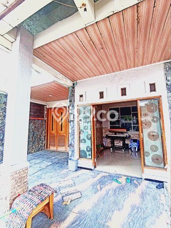 Hunian Nyaman Asri 8 KT Siap Pakai di Araya Malang Hunian Nyaman Asri 8 KT Siap Pakai di Araya Malang