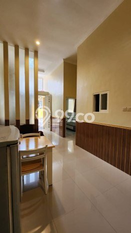 Disewakan! Rumah 3 Kamar Tidur &
2 Kamar Mandi di Sulfat, Malang Disewakan! Rumah 3 Kamar Tidur &
2 Kamar Mandi di Sulfat, Malang