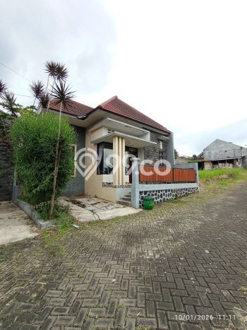 Peluang Terbaik! Vila di Junrejo, Luas 90m2m², Area Berkembang dengan nilai meningkat Peluang Terbaik! Vila di Junrejo, Luas 90m2m², Area Berkembang dengan nilai meningkat