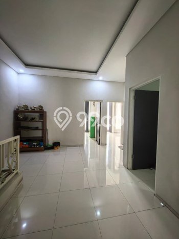 Rumah Strategis Minimalis Lb 300m2 di Klojen, Malang Rumah Strategis Minimalis Lb 300m2 di Klojen, Malang
