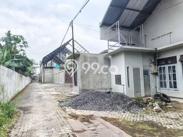 Gudang disewakan lokasi strategis Sukun Malang 300m2 Gudang disewakan lokasi strategis Sukun Malang 300m2