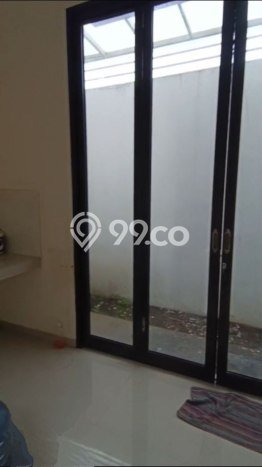 Lokasi strategis! Rumah siap huni dikontrakkan di Karangploso LB 100m2 Lokasi strategis! Rumah siap huni dikontrakkan di Karangploso LB 100m2
