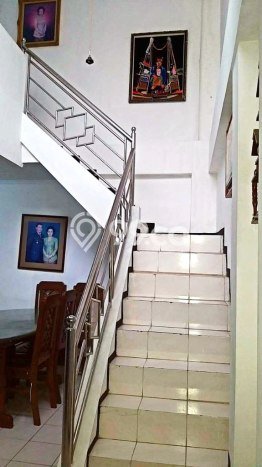 Rumah Elit LB 490m2 Siap Huni Desain Elegan di Sawojajar, Malang Rumah Elit LB 490m2 Siap Huni Desain Elegan di Sawojajar, Malang