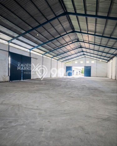Unit Gudang Disewa Lokasi Pakisaji, Malang Spesifikasi Luas Bangunan 1100m2 Unit Gudang Disewa Lokasi Pakisaji, Malang Spesifikasi Luas Bangunan 1100m2