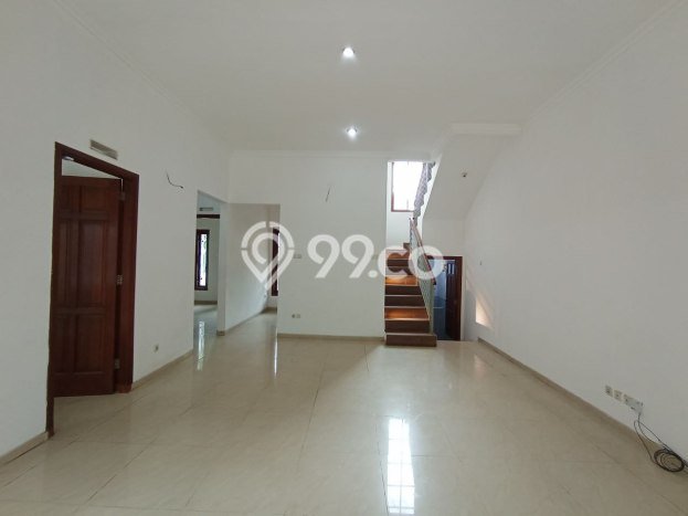 Rumah Disewakan Malang LT 255m2 LB 225m2 Kawasan Villa Puncak Tidar Rumah Disewakan Malang LT 255m2 LB 225m2 Kawasan Villa Puncak Tidar