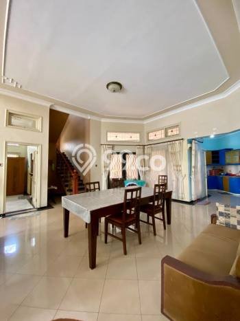 HARGA TERBAIK! Rumah Premium di Tlogomas, LT 347m2m² LB 350m2m² HARGA TERBAIK! Rumah Premium di Tlogomas, LT 347m2m² LB 350m2m²