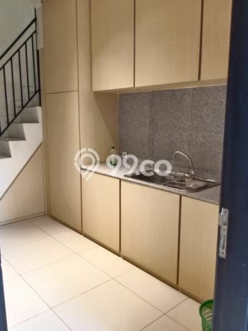 Rumah Elit Modern Tanpa Renovasi di Araya Malang Rumah Elit Modern Tanpa Renovasi di Araya Malang