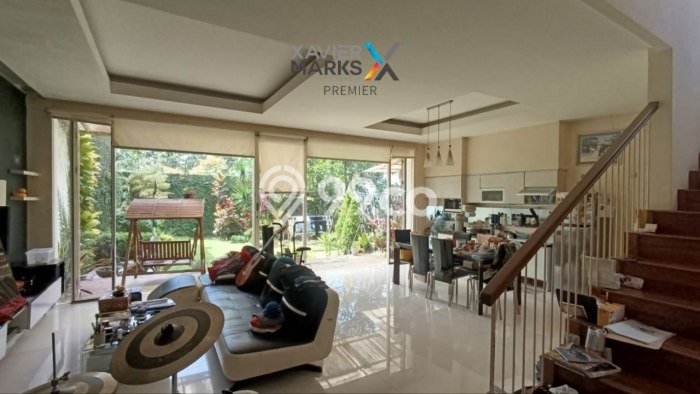 For Sale! Premium House LT 360m2 Desain Elegan di Araya For Sale! Premium House LT 360m2 Desain Elegan di Araya