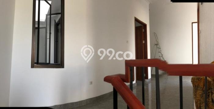 For Sale! Luxury House LT 174m2 Desain Elegan di BSD City For Sale! Luxury House LT 174m2 Desain Elegan di BSD City
