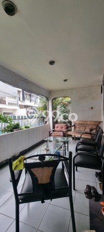Rumah Mewah LB 223m2 Siap Pakai Desain Elegan di Tomang, Jakarta Barat Rumah Mewah LB 223m2 Siap Pakai Desain Elegan di Tomang, Jakarta Barat