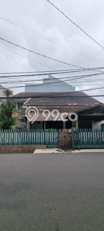 Rumah Mewah LB 223m2 Siap Pakai Desain Elegan di Tomang, Jakarta Barat Rumah Mewah LB 223m2 Siap Pakai Desain Elegan di Tomang, Jakarta Barat
