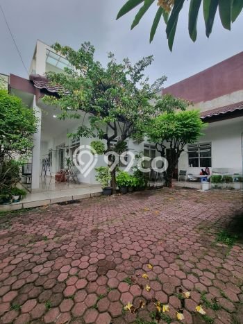 Rumah Luxury Modern Tanpa Renovasi di Kota Bambu Selatan Jakarta Barat Rumah Luxury Modern Tanpa Renovasi di Kota Bambu Selatan Jakarta Barat