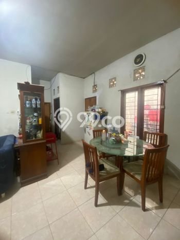 For Sale Rumah 3 Kamar Lokasi Ideal Nyaman dan Strategis di Pancoran Mas For Sale Rumah 3 Kamar Lokasi Ideal Nyaman dan Strategis di Pancoran Mas