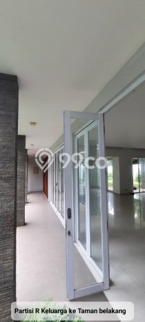 Rumah Luxury Modern Tanpa Renovasi di Rawamangun Jakarta Timur Rumah Luxury Modern Tanpa Renovasi di Rawamangun Jakarta Timur