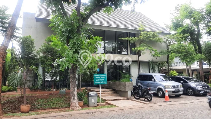 Rumah Luxury Modern Tanpa Renovasi di Rawamangun Jakarta Timur Rumah Luxury Modern Tanpa Renovasi di Rawamangun Jakarta Timur