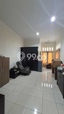 Hunian Mewah Dijual LT 406m2 di Duren Sawit, Jakarta Timur Hunian Mewah Dijual LT 406m2 di Duren Sawit, Jakarta Timur