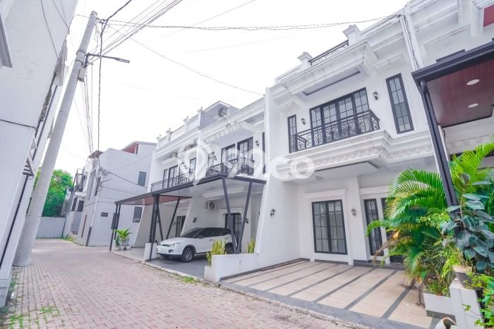 Siap Huni Rumah Mewah 3 Kamar di Pasar Minggu Dekat ke Mana Pun Siap Huni Rumah Mewah 3 Kamar di Pasar Minggu Dekat ke Mana Pun