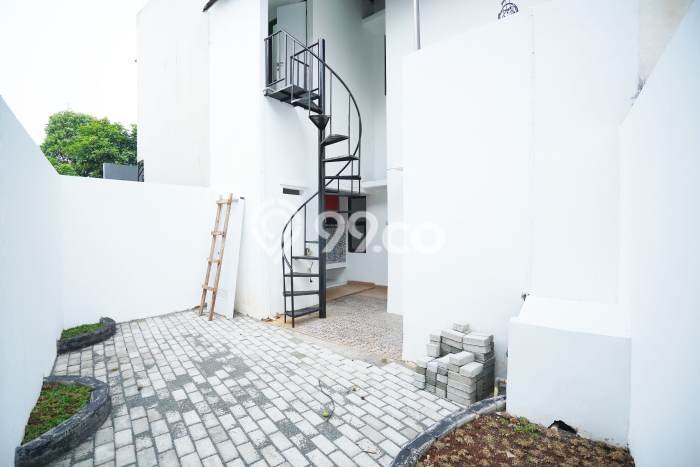 Rumah Siap Pakai di Limo, Depok, Luas 96m² Bangunan 75m² Rumah Siap Pakai di Limo, Depok, Luas 96m² Bangunan 75m²
