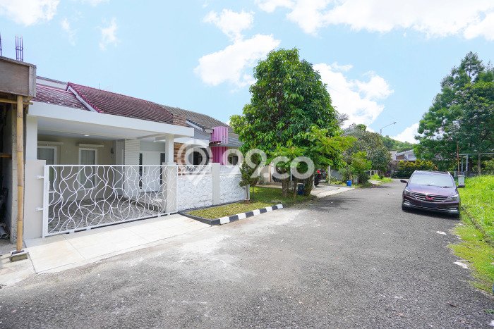 Rumah Siap Huni 3 KT 3 KM di Sentul, Bogor Rumah Siap Huni 3 KT 3 KM di Sentul, Bogor