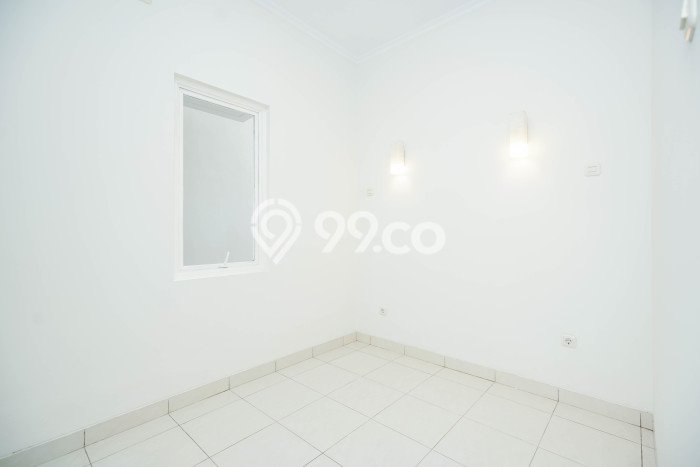 Rumah Siap Huni 3 KT 3 KM di Sentul, Bogor Rumah Siap Huni 3 KT 3 KM di Sentul, Bogor