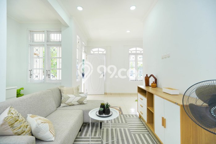 Kesempatan Investasi 4 Kamar Tidur dan 3 Kamar Mandi di Kota Wisata, Dekat Pusat Kota, Bogor Kesempatan Investasi 4 Kamar Tidur dan 3 Kamar Mandi di Kota Wisata, Dekat Pusat Kota, Bogor