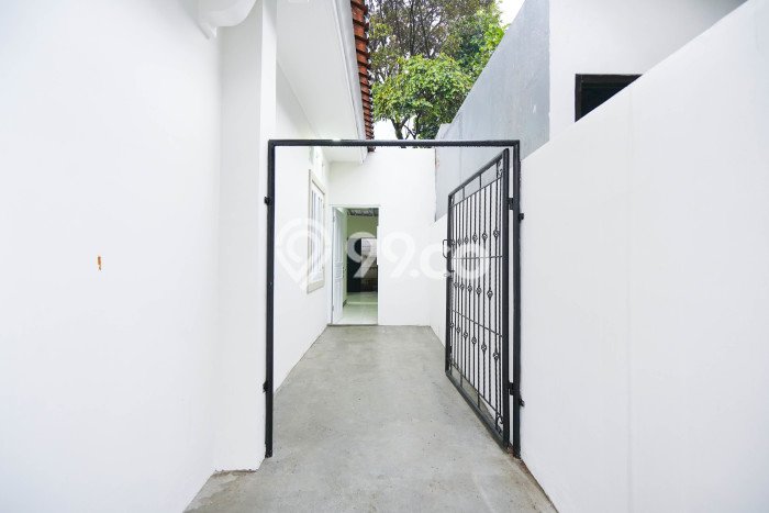 Bisa KPR! Rumah Gunung Putri, Bogor, Luas 115m² Bangunan 54m² Bisa KPR! Rumah Gunung Putri, Bogor, Luas 115m² Bangunan 54m²