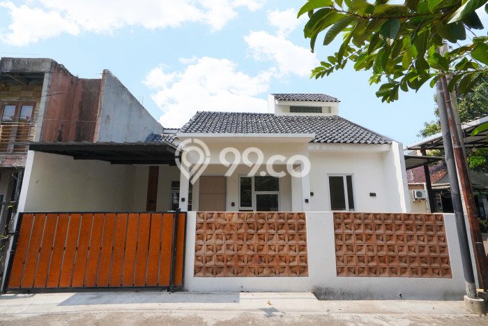 Rumah 3 KT 2 KM Luas Tanah 110m², LB 88m² di Limo, Depok Rumah 3 KT 2 KM Luas Tanah 110m², LB 88m² di Limo, Depok