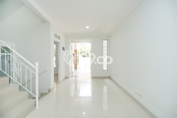 HARGA SPECIAL! Rumah Asri area Cibubur, Bekasi, Luas 98m² Bangunan 100m² BISA KPR! HARGA SPECIAL! Rumah Asri area Cibubur, Bekasi, Luas 98m² Bangunan 100m² BISA KPR!
