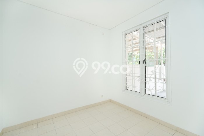 HARGA SPECIAL! Rumah Asri area Cibubur, Bekasi, Luas 98m² Bangunan 100m² BISA KPR! HARGA SPECIAL! Rumah Asri area Cibubur, Bekasi, Luas 98m² Bangunan 100m² BISA KPR!