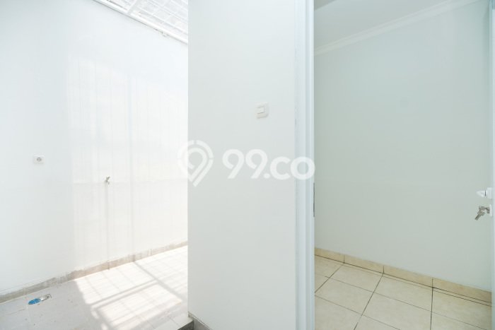 HARGA SPECIAL! Rumah Asri area Cibubur, Bekasi, Luas 98m² Bangunan 100m² BISA KPR! HARGA SPECIAL! Rumah Asri area Cibubur, Bekasi, Luas 98m² Bangunan 100m² BISA KPR!
